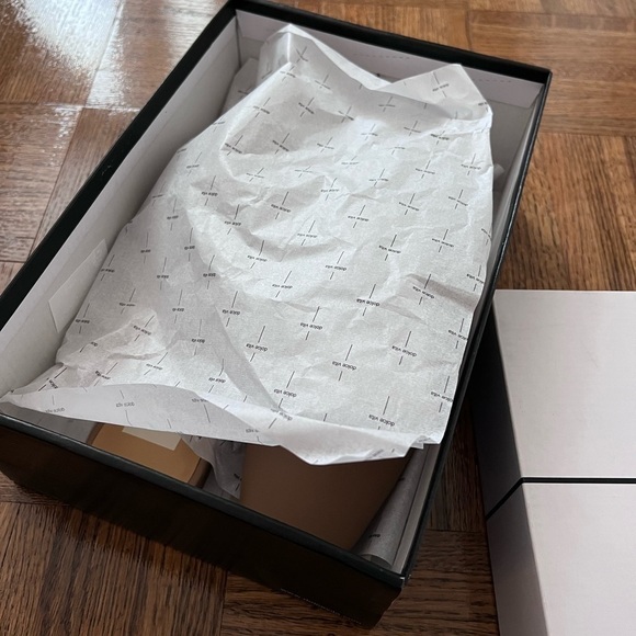 SANDALS - Picture 3 of 5